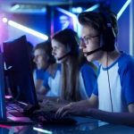 How Online Gaming Communities Influence Player Decisions